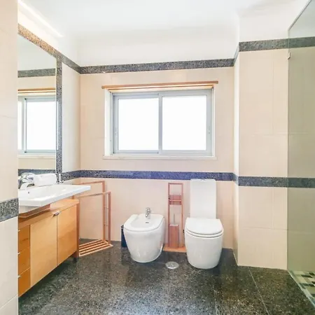 Admiral House Villa Estoril